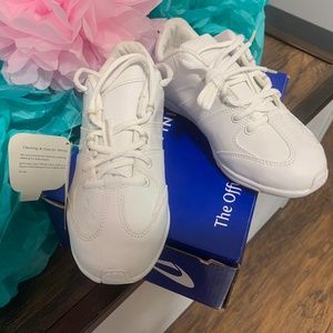 Nfinity, Gameday Cheer Shoes